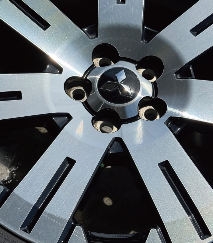 中古純正18インチタイヤ＆アルミ4本セット1206C サムネイル2