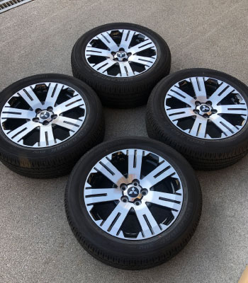 新車外し】デリカD5タイヤホイール&ナットセット/18インチ