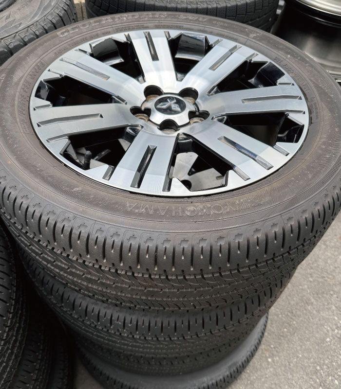 【デリカD:5 Chamonix 新車外し】タイヤ・ホイールセット 18インチ 2024年製 新車外し品】ミツビシ デリカD:5 シャモニー 純正 18in