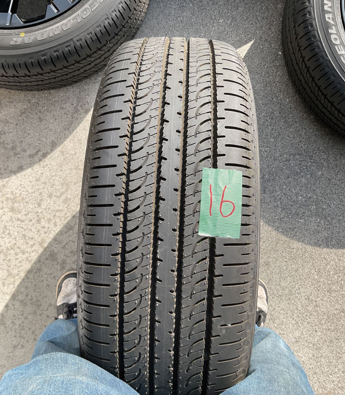 中古シャモニー新車外し純正18インチタイヤ＆アルミ4本セットt16 サムネイル2